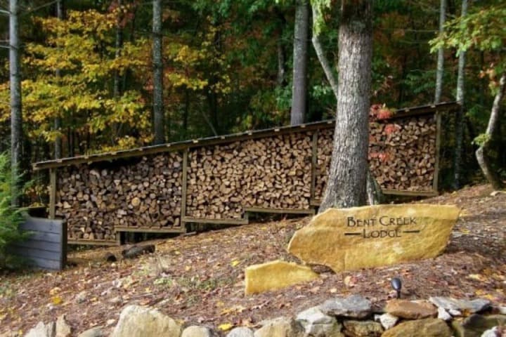 Bent Creek Lodge Bed & Breakfast photo 4