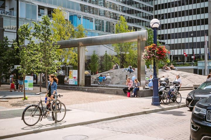 QuickStay Yorkville Dream (Yonge & Bloor) photo 5