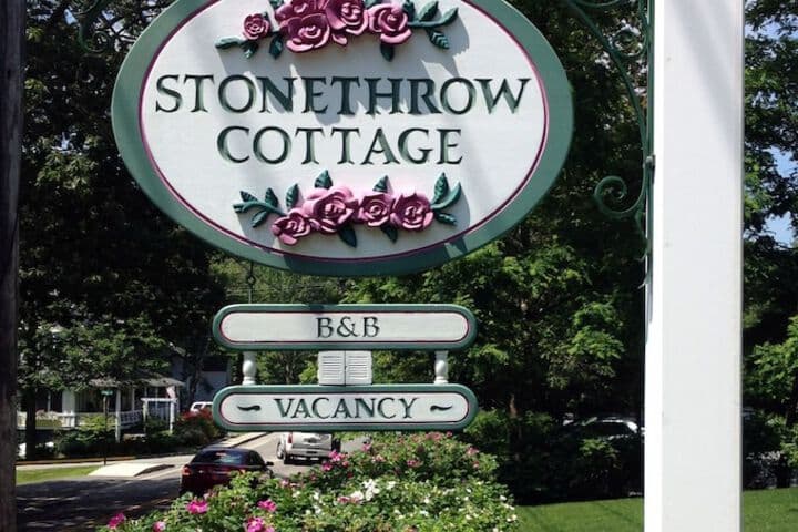 Stone Throw Cottage photo 3