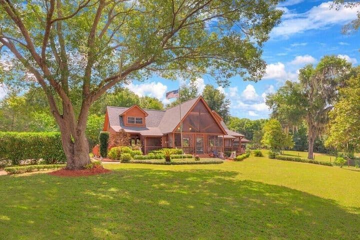 Cabin on the Lake photo 2