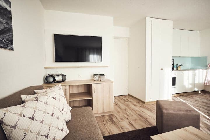 Private Holiday Homes by SOLARIA photo 3