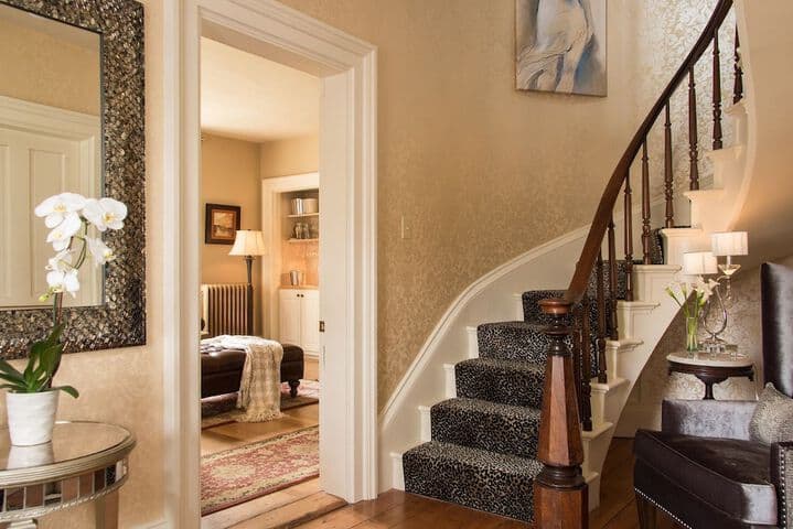 Gothic Eves Inn&Spa Bed&Breakfast photo 2
