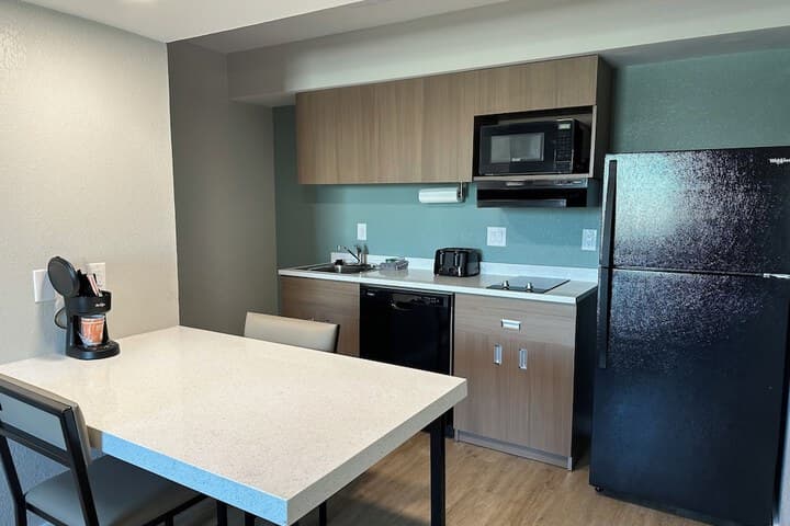 MainStay Suites Springfield South Battlefield Rd photo 2