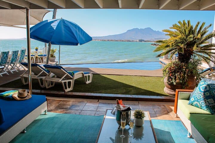 185 on Beach Boutique Suites&Apartments photo 4