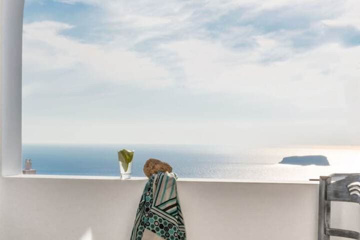Aspronisi Luxury Villa photo 3