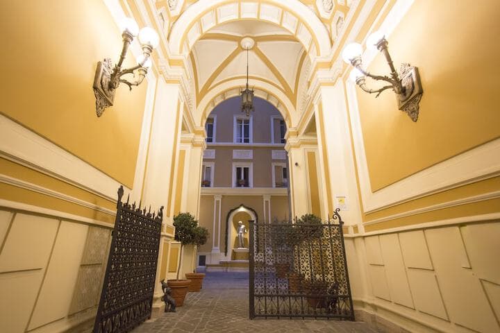 Inn Rome Rooms & Suites photo 3