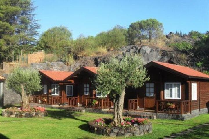 Etna Hut photo 4
