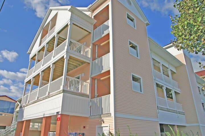 Monte Carlo Condos photo 2