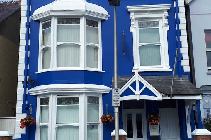Glenholme Apartments photo 2