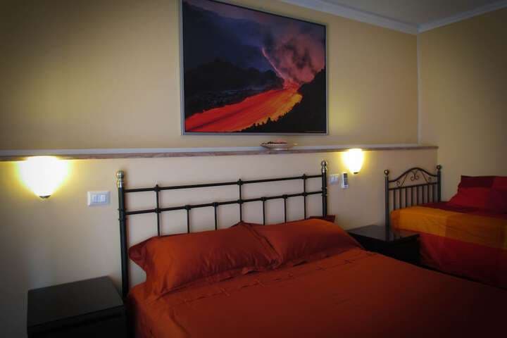Tanos photo 5