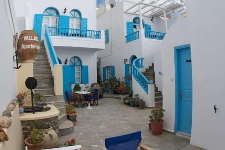 Vallas Apartments & Villas photo 3