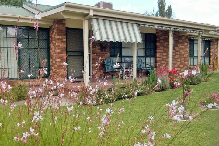 Butterfly Cottage photo 4