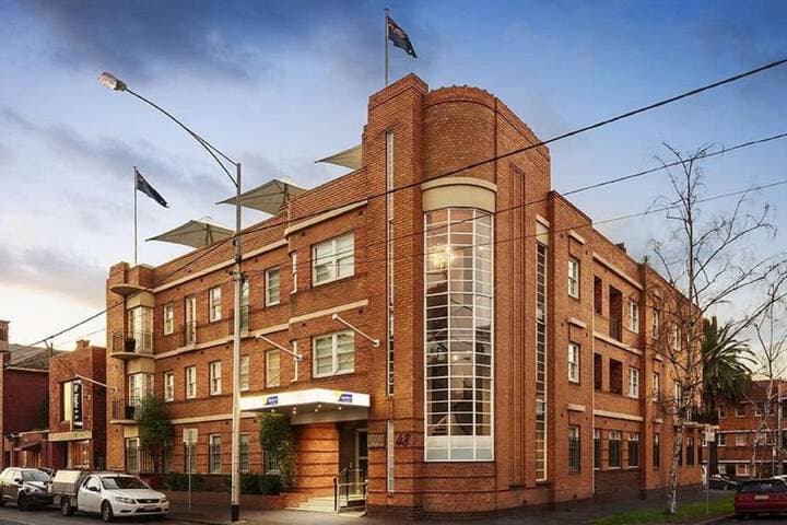 Quest East Melbourne photo 2