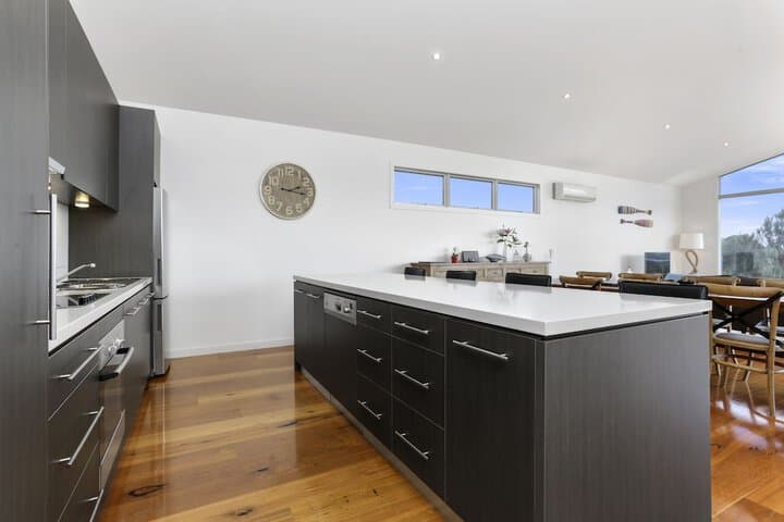 Anchors Beach House photo 4