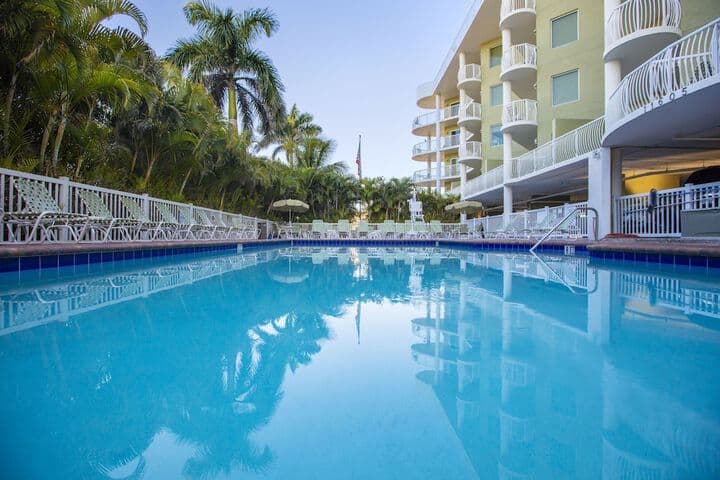 Crystal Palms Beach Resort photo 3