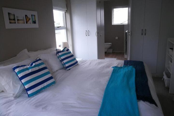 Island Nest photo 3