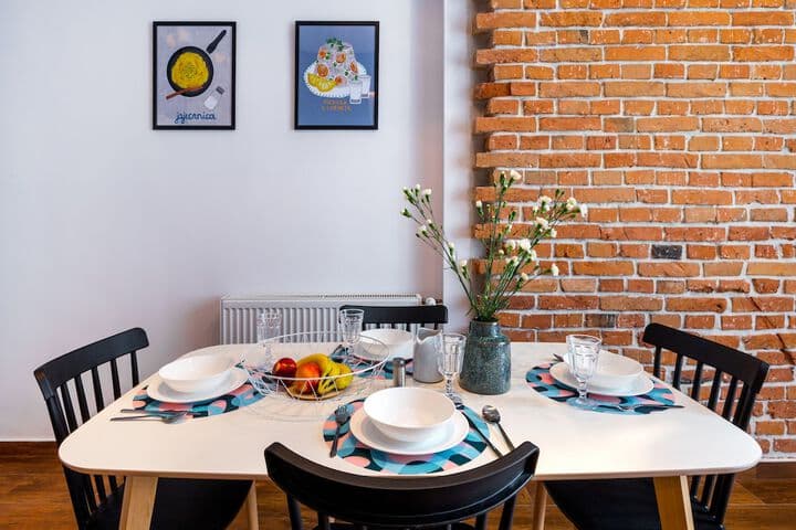 FriendHouse Apartments photo 3
