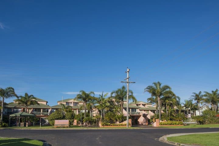 Tuscany Apartments photo 3