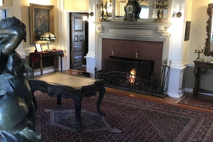 Edgewood Manor photo 4
