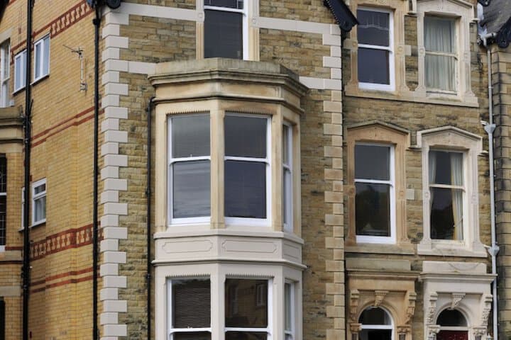 Howarth House Apartments photo 5