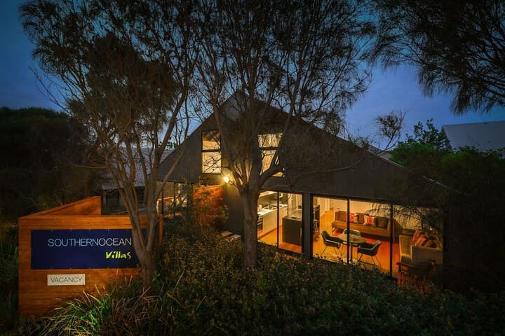 Southern Ocean Villas photo 4