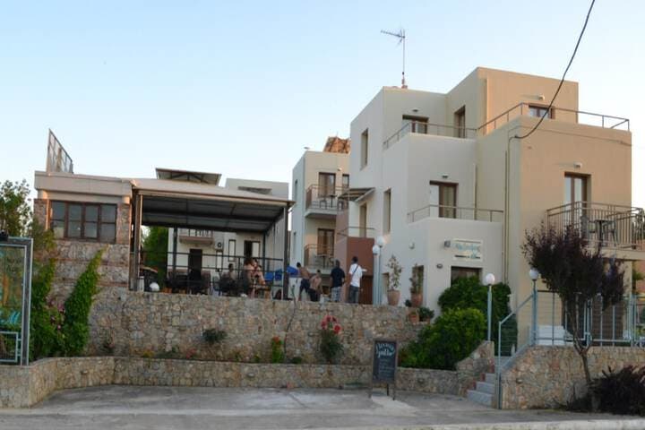 Alexandros M photo 3