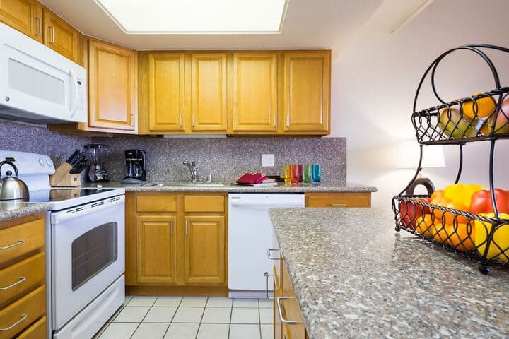 Maui Schooner Resort photo 5