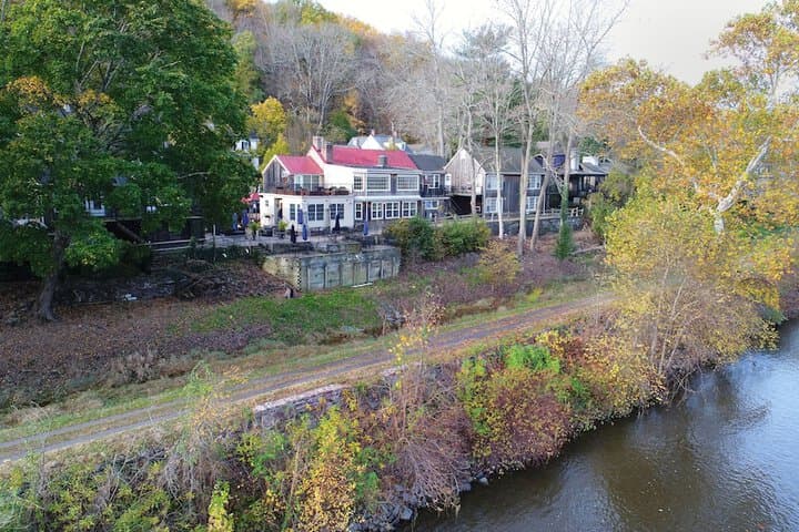 Lumberville 1740 House photo 5