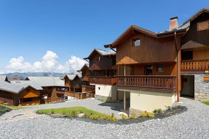 Madame Vacances Les Chalets des Alpages photo 3