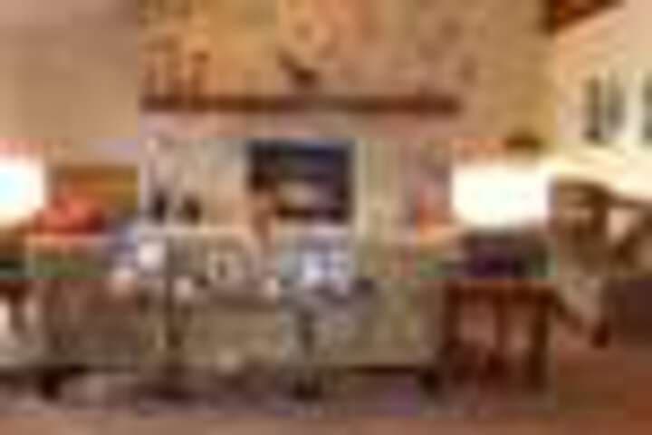 Red Lion Inn & Suites Grimes photo 5