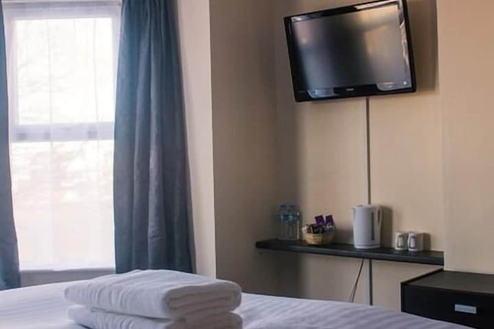 Wellesley Park Hotel photo 4