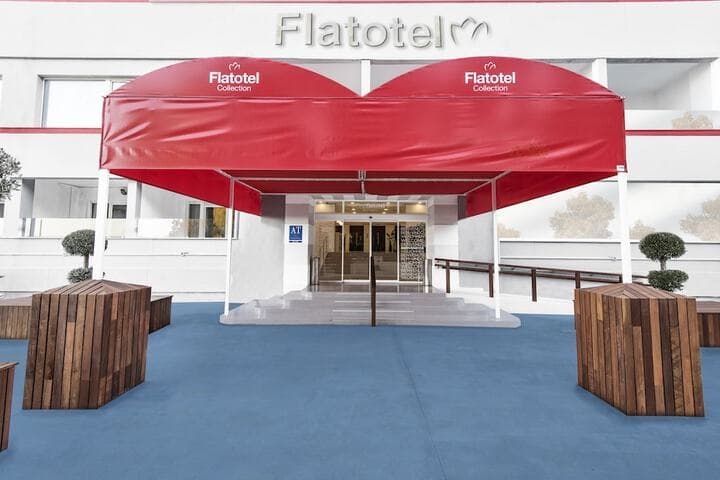 Aparthotel First Flatotel International photo 3