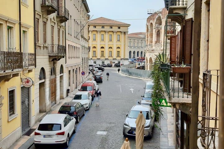 Truly Verona photo 2