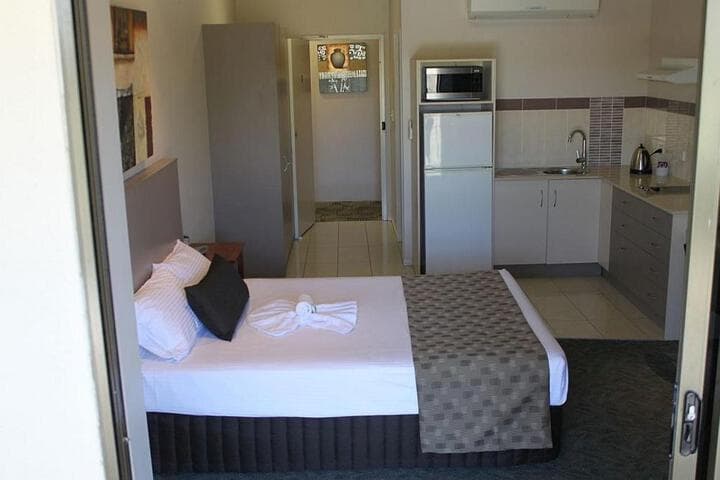 Emerald Executive Apartments photo 3