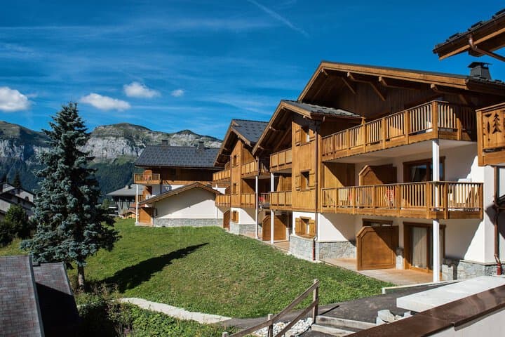 CGH Residence Boutique les Chalets de Léana photo 4