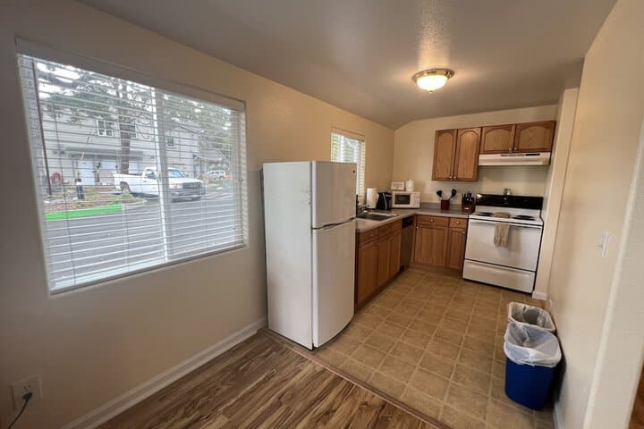 Clear Lake Cottages & Marina photo 5