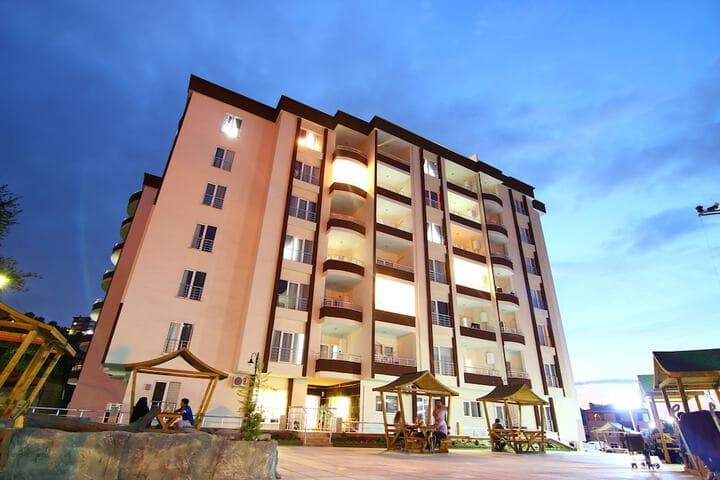 Royal Life Residence photo 3