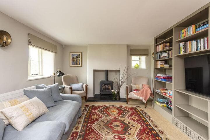 Manor Farmhouse photo 1