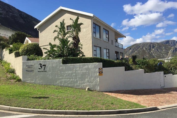 Hermanus Heights Villa photo 3
