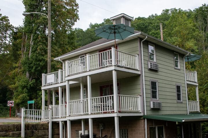 Elk River Hotel & Cafe photo 2