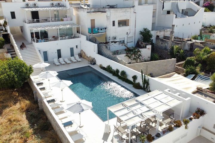 TS Residence photo 2