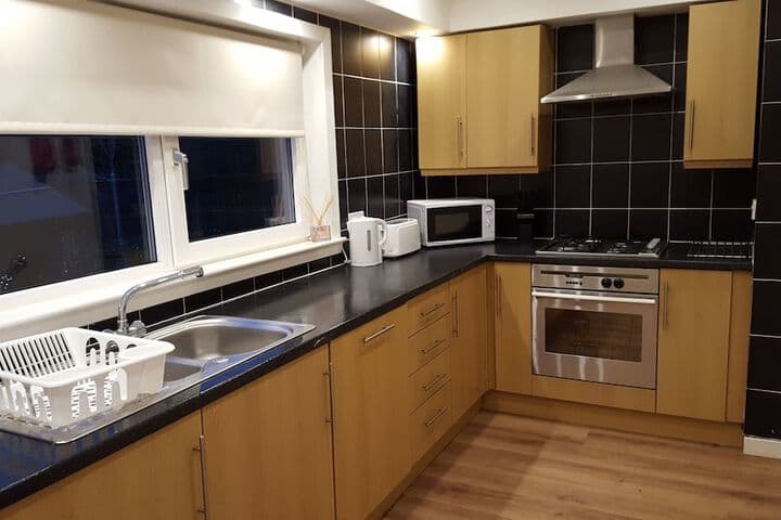 Shotts Home From Home photo 4