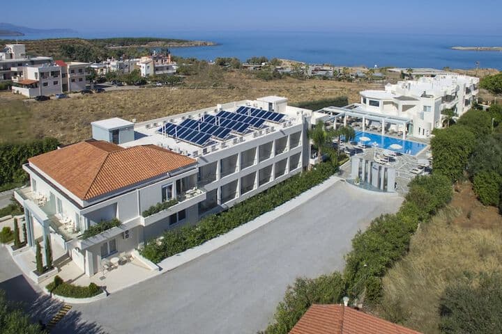 Kedrissos Hotel Apartments photo 4