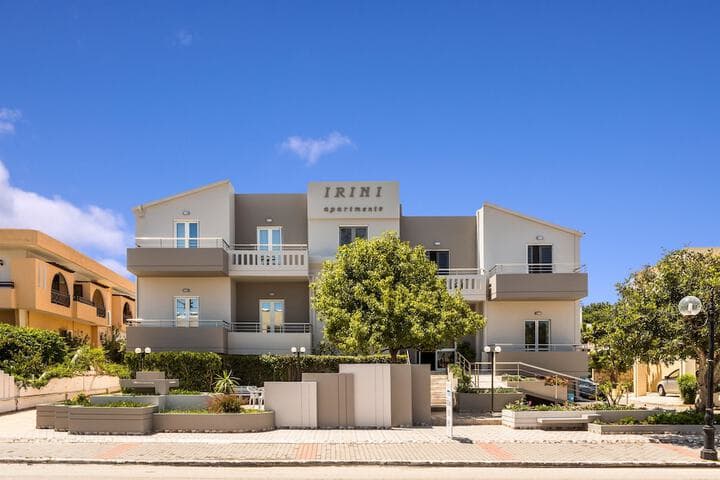 Irini Stalos Apartments photo 3