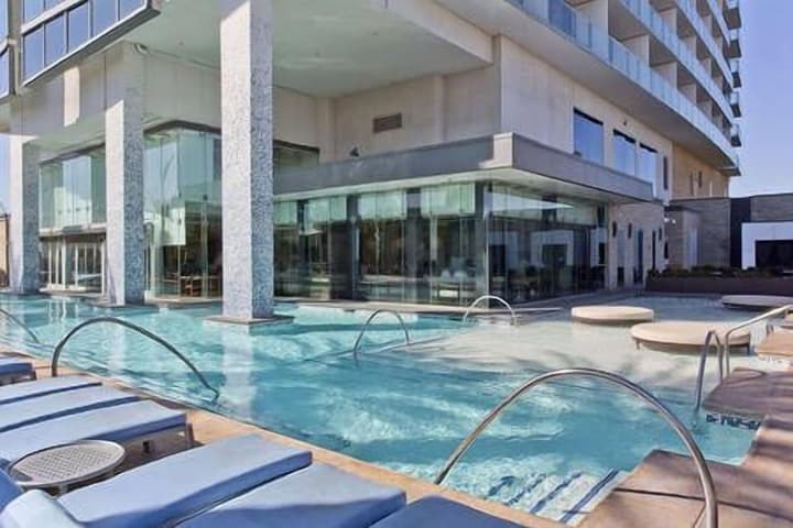 Luxury Suites at the Palms photo 3