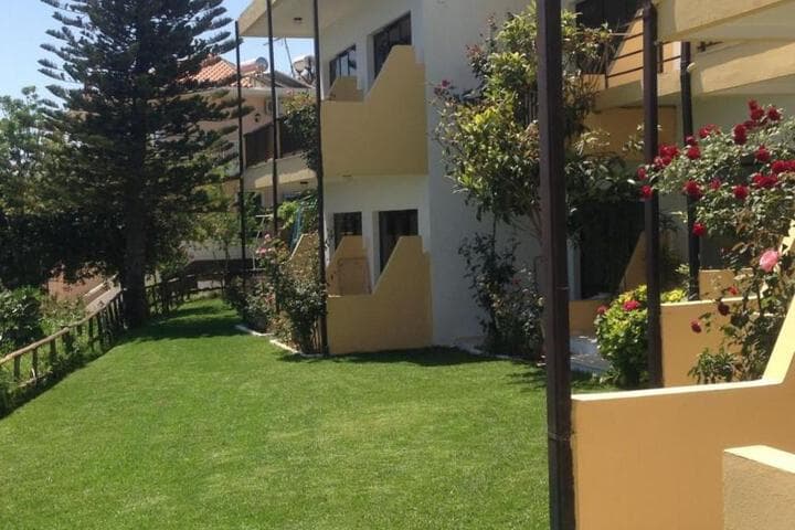 Hermes Apartments photo 5
