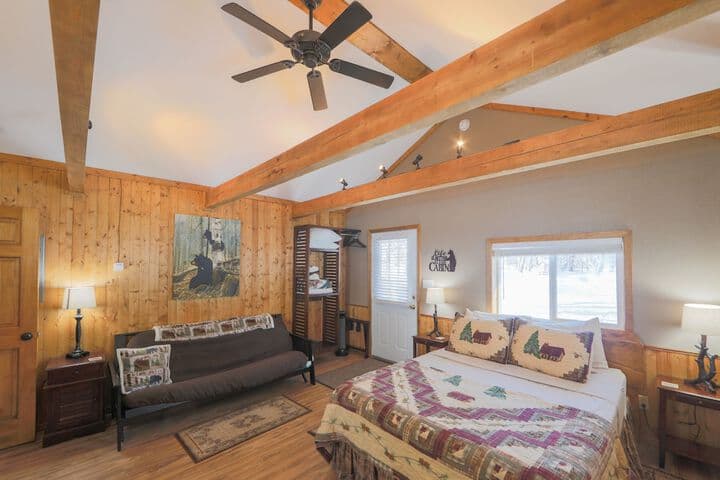 Birch Cabin photo 4