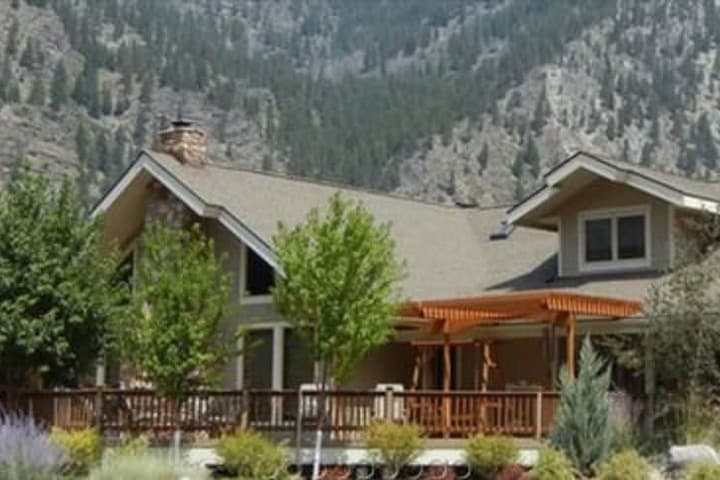 Rocky Point Ranch photo 2