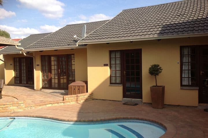 d Vine Guest House photo 2