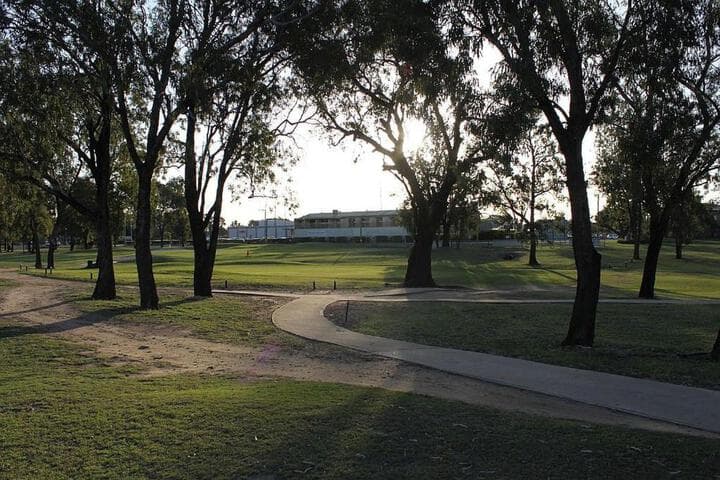 Emerald Executive Apartments photo 2